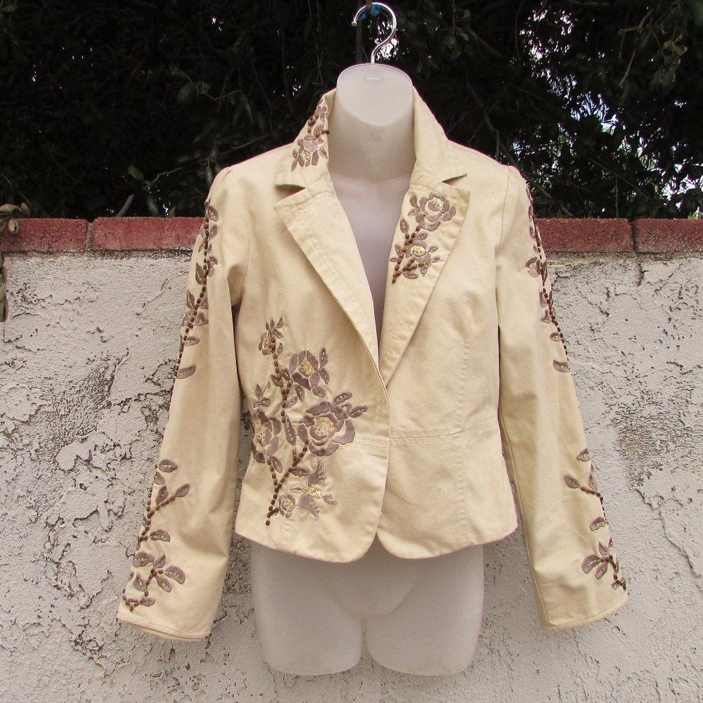 True Meaning embroidered cotton cream jacket 6